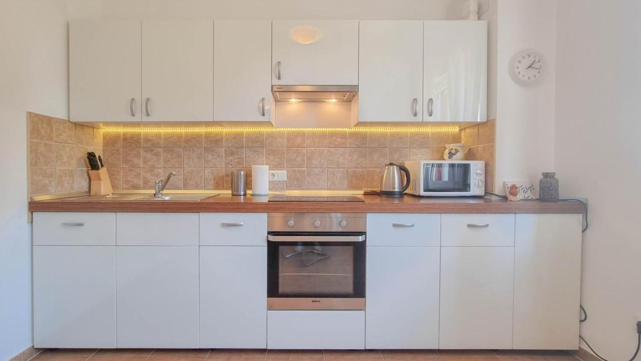 Lea Apartment Novigrad  Luaran gambar