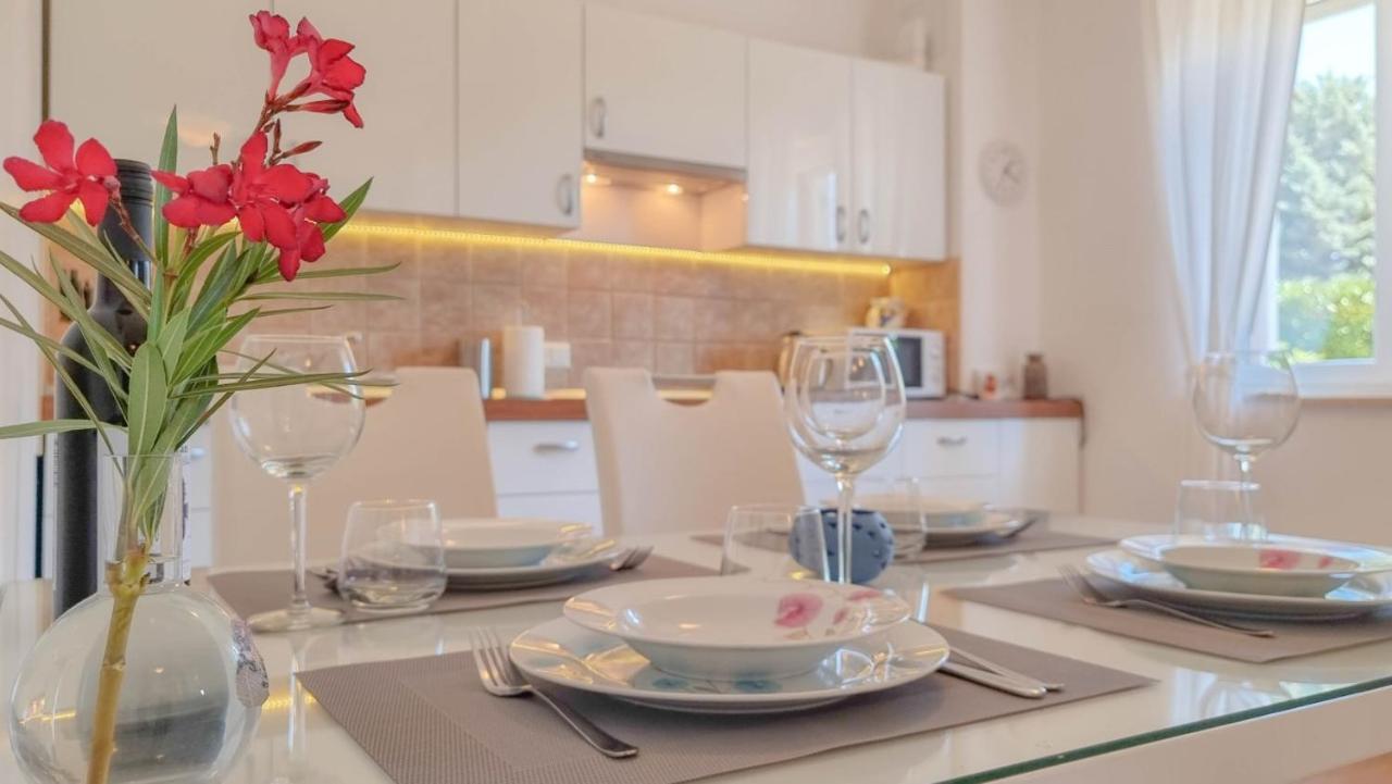Lea Apartment Novigrad  Luaran gambar