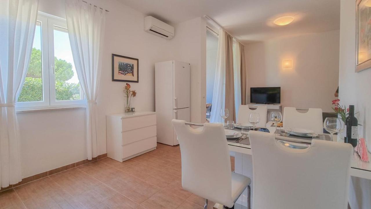 Lea Apartment Novigrad  Luaran gambar