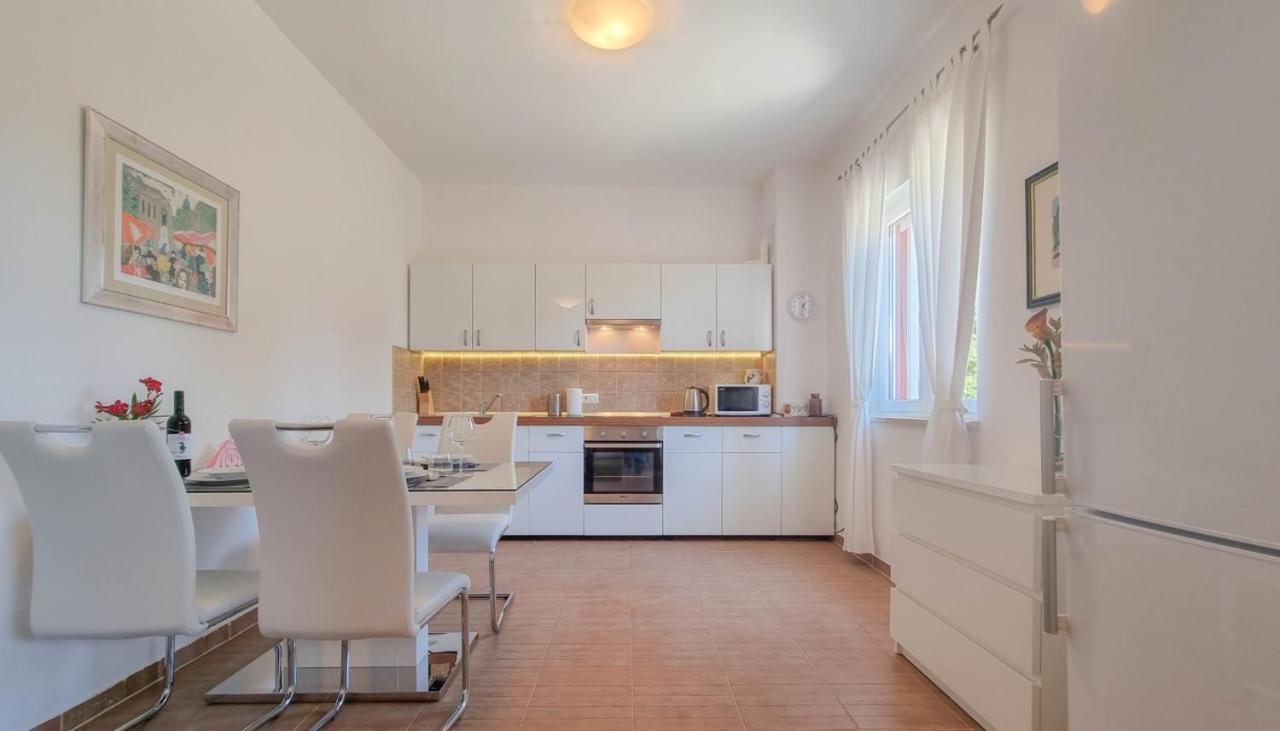 Lea Apartment Novigrad  Luaran gambar